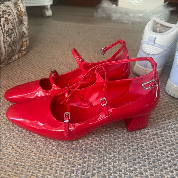 Red Women's Shoes - Picture 1 of 5